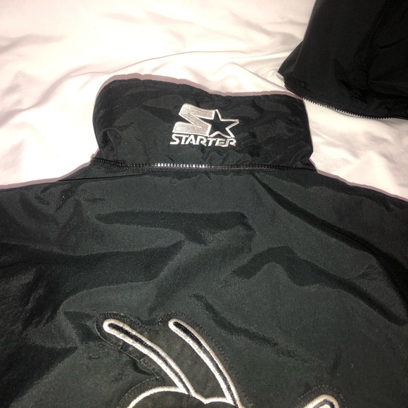 VTG 90’s Georgia Tech Yellow Jackets Starter jacket - Picture 8 of 11